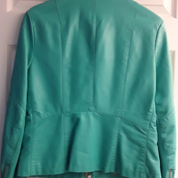 Jacket - Picture 4 of 5